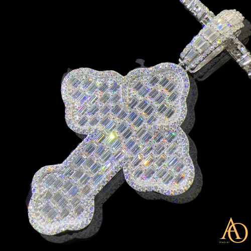 "Cruz Iglesia" Pendant